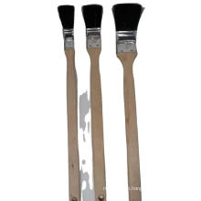 Hot Online Sale Long Wooden Handle Paint Brush Black Bristle Radiator Brush